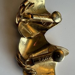 Vintage Coro Gold Tone Ivy Leaf Earrings Screw Back Clip Signed 1950s MCM