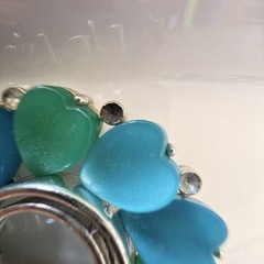 Vintage Signed LISNER Blue Green Thermoset Heart Brooch Mid Century Lucite Pin