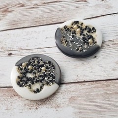 Vintage Clip On Earrings Black & Cream with Inset Design