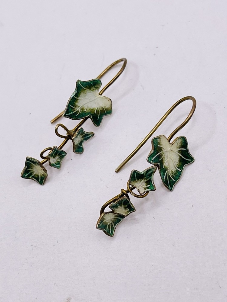 Vintage Thousand Flowers Sterling Silver Earrings Ivy Leafs Enamel Details