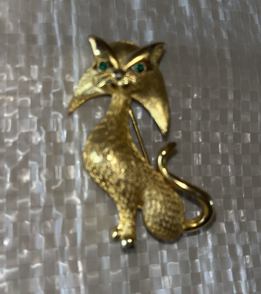 Vintage signed LG Lind Gal Goldtone Cat with Rhinestone Green Eyes