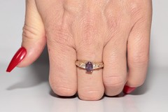 Vintage Circa 1990s 14k Gold Natural Diamond And Oval Cut Tourmaline Ring