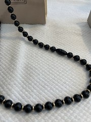 Avon Vintage 1984 Sable Touch Bead Necklace – 26in