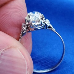 Original EARTH MINED DIAMOND Cushion cut Deco Engagement Ring PLATINUM Solitare