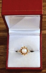 Vintage Estate 10K Yellow Gold Ring with Cultured Pearl!! Size 5.75!! 2 Grams!!
