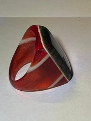 BOB DODD VINTAGE HANDCRAFTED CELLULOID RING