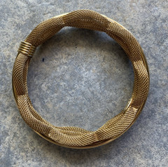 Vintage FRANCOIS Signed Gold Tone Mesh Bangle Bracelet