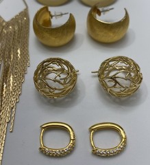 ✨Vintage To Now Lot Of 9 Pairs Beautiful Gold Tone Estate Pierced Earrings✨