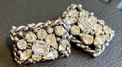 Vtg 50s BARCLAY Clip Earrings, Clear Rhinestones Prong-set Silver-tone HTF