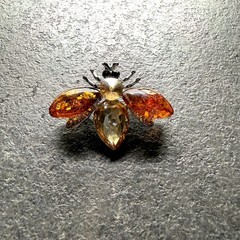 Unique cognac Whole Stone natural Amber Brooch Pendant 8.79g