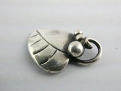 Vintage Sterling Silver Grape Leaf Pendant Numbered 249A 3.4g 24mm Length