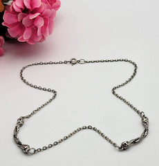 Vtg. Silver Tone Twisted Chain Charm Necklace 17″ Spring Ring Clasp Minimalist