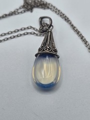 Vintage Sterling Silver Filigree Opalite Glass Teardrop Pendant Necklace 16″