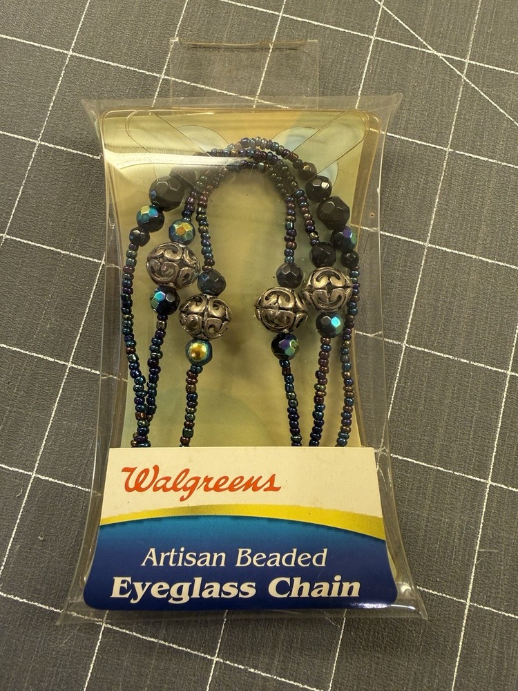 VINTAGE WALGREENS ARTISAN BEADED EYEGLASS 25″ CHAIN NECKLACE–NEW
