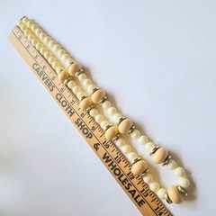 Vtg Four Chunky Beaded Necklaces 15-28″ Colorful Neutral Long Boho Classic Chic
