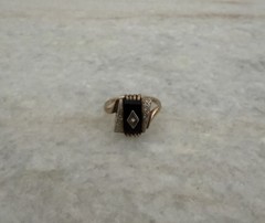 Vintage 10k Yellow Gold Diamond Art Deco Onyx Ring Size 5.25