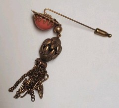 Vintage Hobe faux coral gold tone stick pin