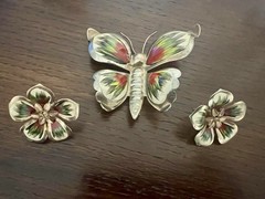 Antique Brooch & Screwback Earring Set Mulitcolor Circa 1930’s
