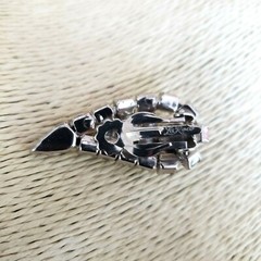 La Roco LaRoco Clear Rhinestone Clip Icy Earrings Paisley Teardrop Signed VTG