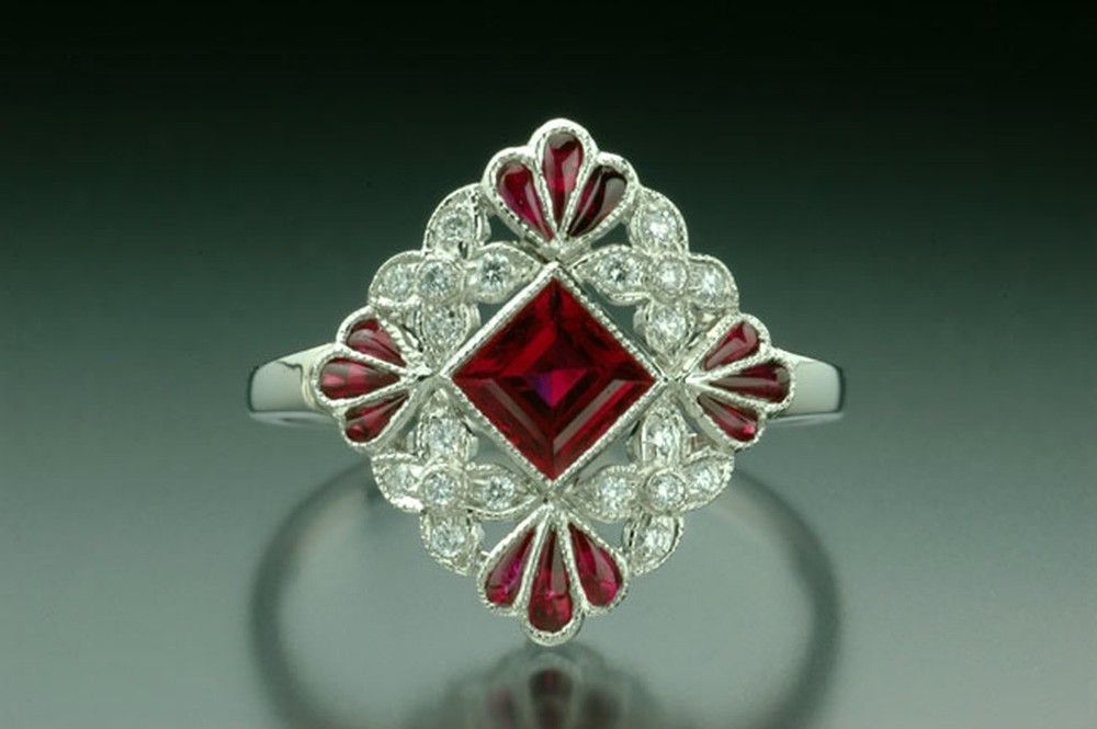 Lovely Floral 1.0 TCW Ruby & Lab Diamond Art Deco Style Engagement Ring