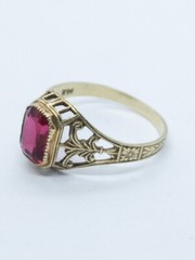 Charming Antique Victorian 14K Yellow Gold Sythetic Ruby Filligree Ring Size 5