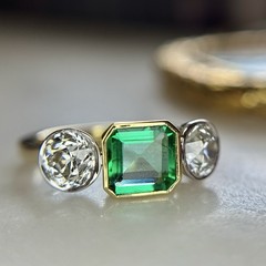 New by Heritage No Oil Emerald 3 Stone Old European Diamond Ring 2.45 ctw