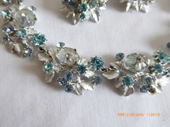 FABULOUS FLORENZA ART GLASS ENAMEL RHINESTONE NECKLACE EARRINGS SET