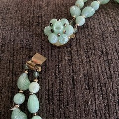 Vintage Teal/Green Beads Necklace WESTERN GERMANY. 15.5 Inches Beautiful Clasp