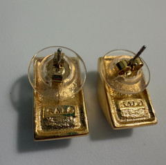 Vintage SAL Swarovski Crystal Blue Cube Illusion Post Earrings Gold Tone Stamped
