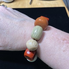 Chunky Bead Vintage Plastic Stretch Bracelet Varied Shapes
