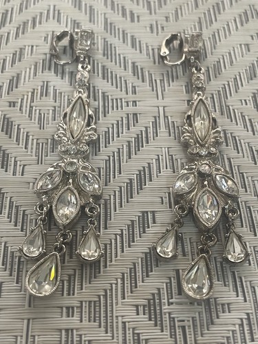 Bridal Party Vintage Dangle Rhinestone Earring Pair Silver Tone