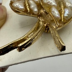 Vintage Gold Tone Baroque Freshwater Pearl Floral Botanical Brooch Pin 2 Inch