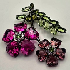 Double Flower Pink And Green Lucite Brooch, Black (Japaned) Colored Metal