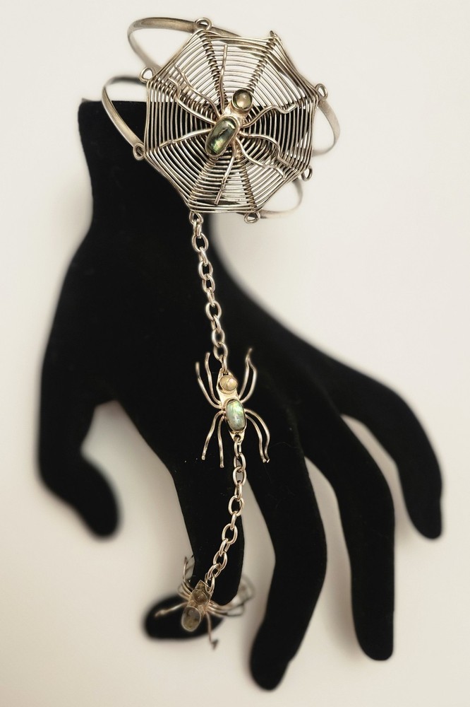 Alpaca Mexico Silver Spider Web Slave Cuff Bracelet With Abalone Or Paua 1980’s