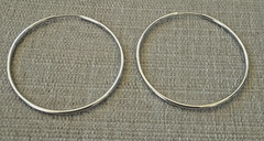 Vintage 14KIsrael White Gold Hoop Earrings 1.25″ 1.2mm