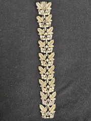 Vintage Signed Coro Gold Tone Textured Leaf Link Bracelet with Rhinestones