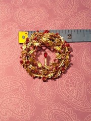 Vintage Christmas Holiday Wreath & Candle Brooch Pin