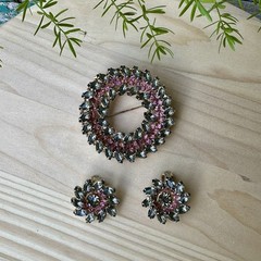 VTG 1950s Wreath Brooch Pin 2.375 Inch Earrings Pink Smoky Navettes Gold Plated