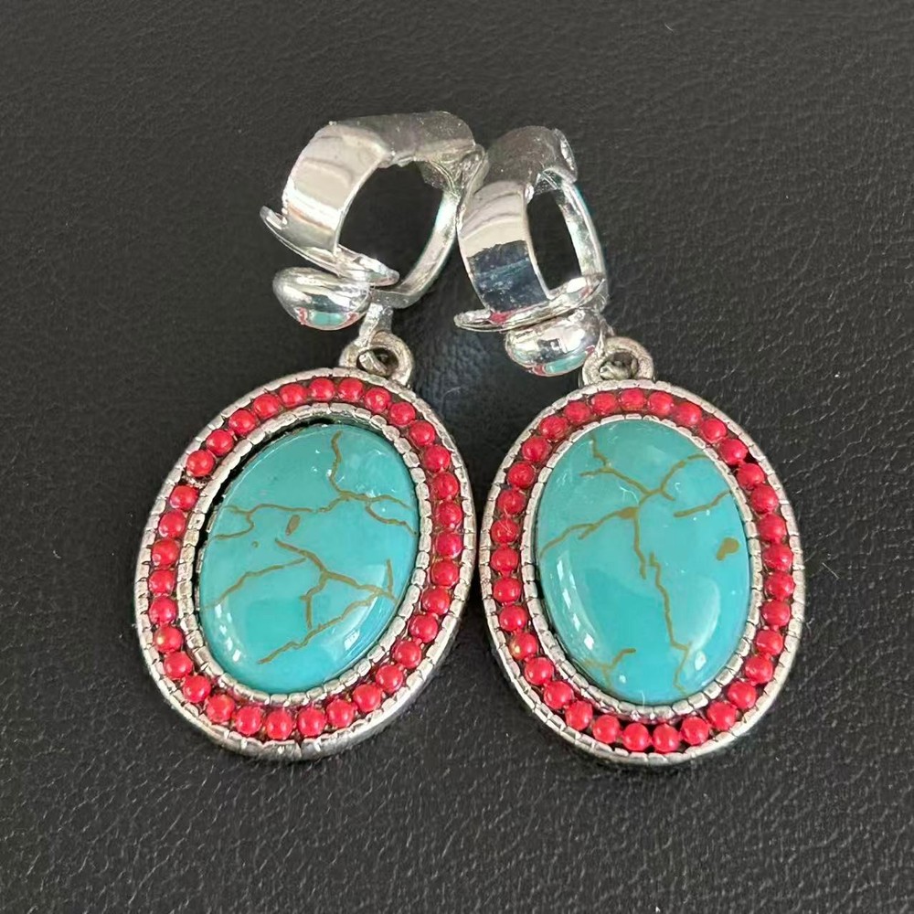 Vintage Southwestern Faux Turquoise Red Resin Bead Clip On Earrings