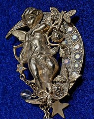 Vintage Kirks Folly Angel Cherub Moon & Stars Crystal Gold Tone Brooch Pin