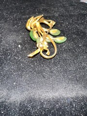 Vintage Yellow Gold Plated Filligree & Green Jade Brooch Pin, 2″ inches