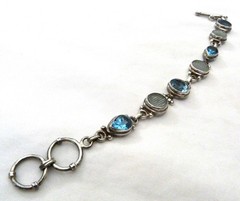 LARGE OVAL FACETED BLUE TOPAZ MELON CARVED QUARTZ STERLING SILVER BRACELET