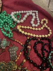 Lot Vintage Costume Jewelry Modern Mixed Wear Craft Resell Necklace Earrings Etc
