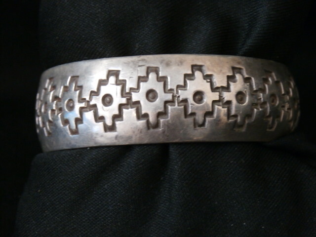 Unique Vintage Sterling Silver Aztec Engraved Cuff Bracelet. Make Offer! #g56
