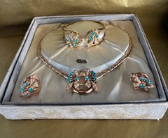 Vintage Oleg Cassini 3 Piece 24K Gold Plated & Blue Crystal Set w/ Original Box
