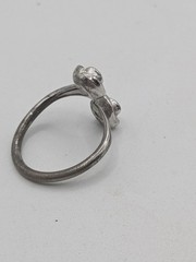 Sarah Coventry Silver Plated Metal Double Rose Bypass Ring Size 7.75 Flower