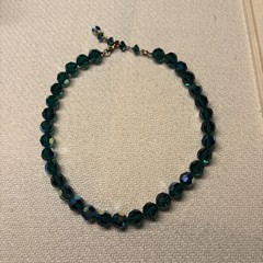 VINTAGE CLASSIC GREEN AURORA BOREALIS NECKLACE – Strung On Chain, 14” Plus 3”