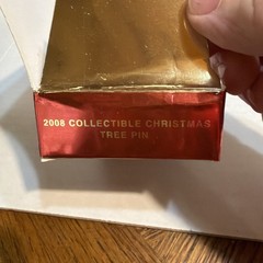 2008 Vintage Avon Christmas Tree Pin In Box Ship 5.00 2C