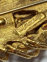 Vintage Corocraft Bird Brooch Milk Glass Bead Pin 1940s 1950s Gold Tone