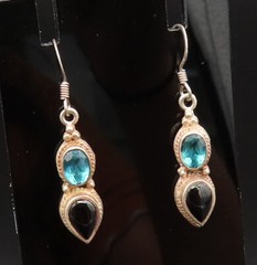 925 Silver Vintage Oval Blue Topaz & Pear Shaped Onyx Drop Earrings EG12224